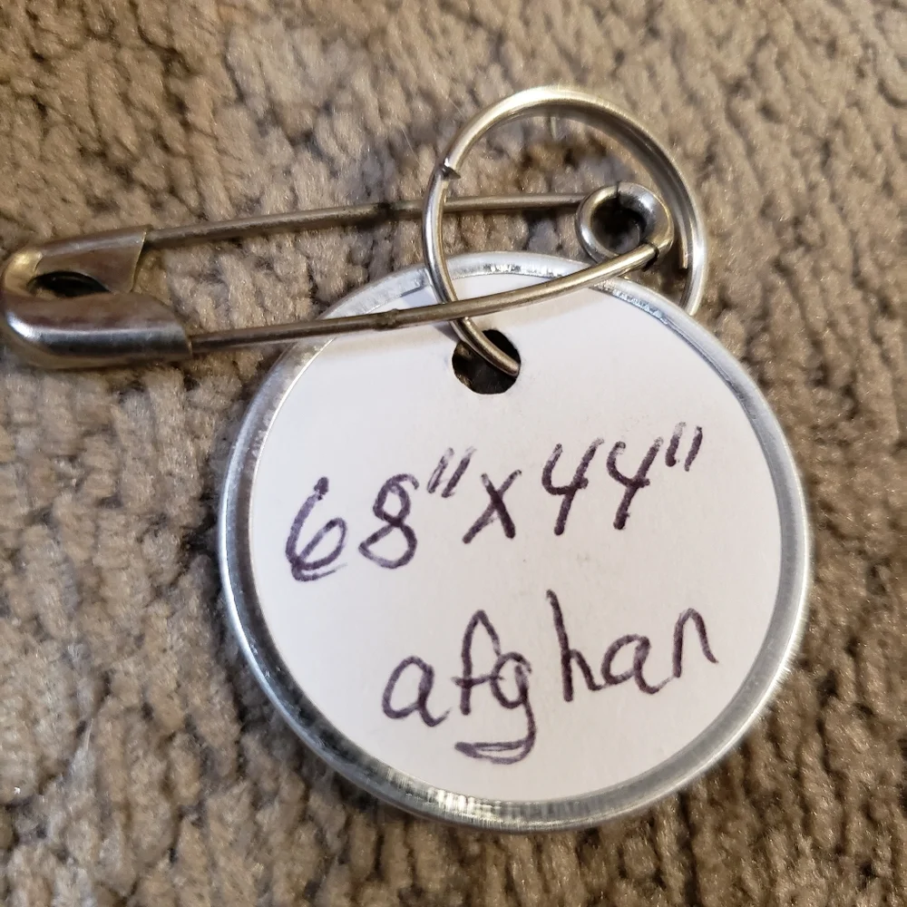 Vintage Quilt Afgan Throw Red Grey White68" × 44" in  New - Picture 14 of 14